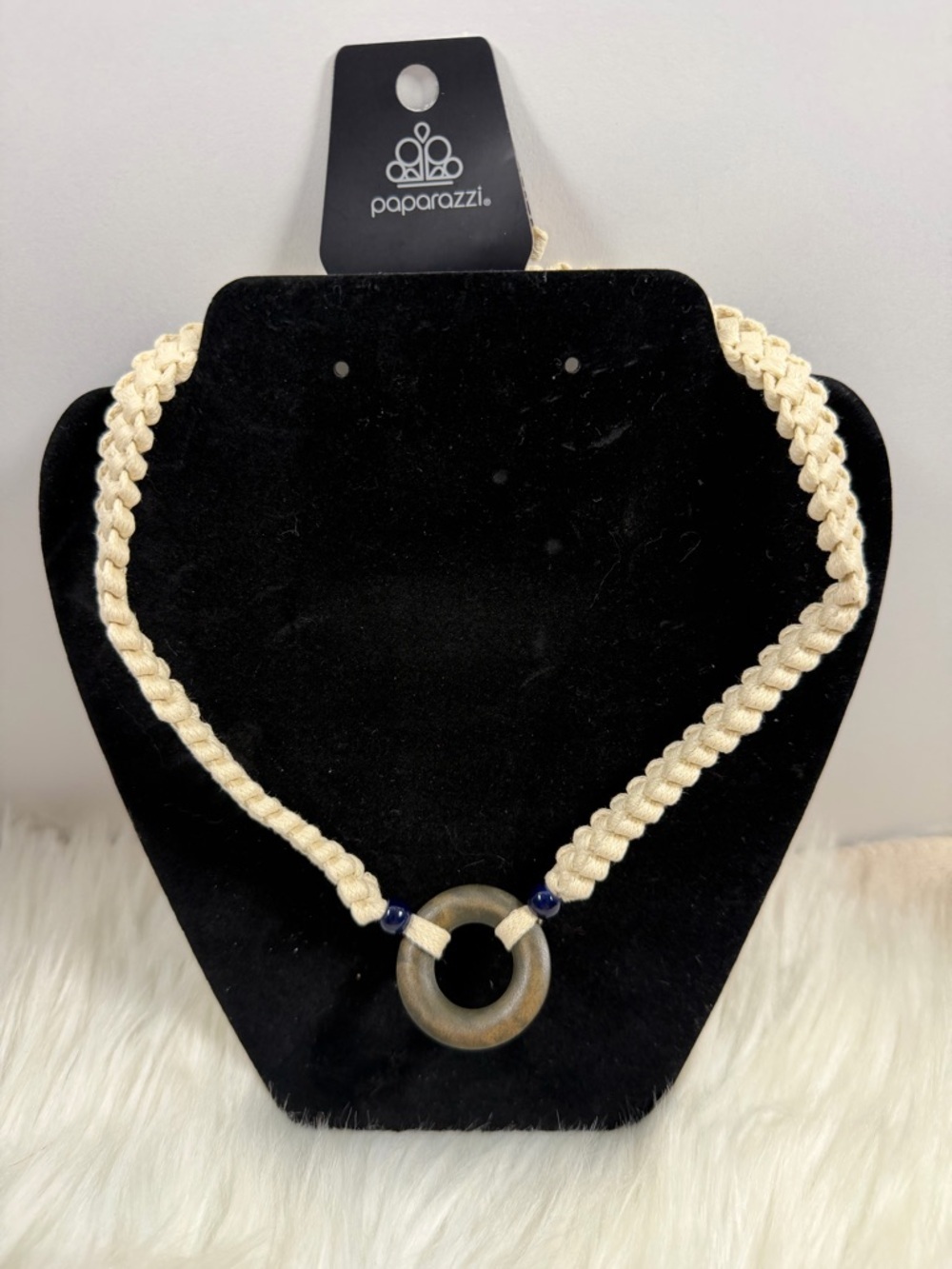 🩷 5/$10 Paparazzi Cream Braided Cord Necklace with Stone Ring